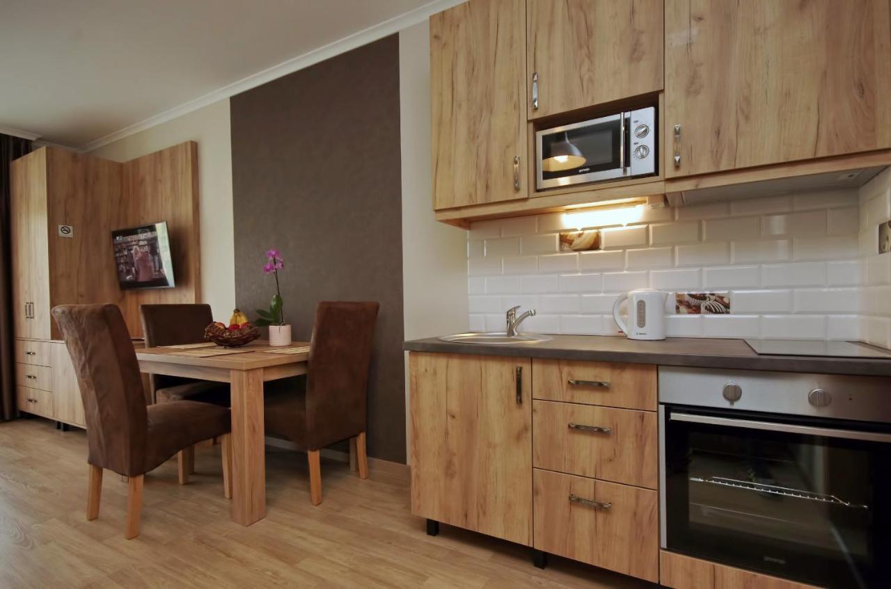 Almasy Apartmanhaz غيولا المظهر الخارجي الصورة