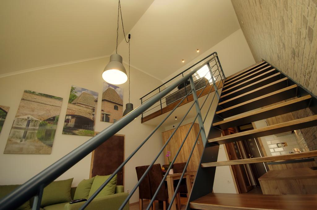 Almasy Apartmanhaz غيولا المظهر الخارجي الصورة